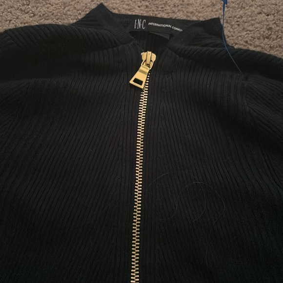 Emerald Green Zip Up Top - Picture 3 of 4